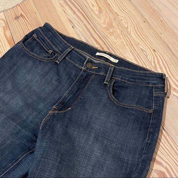 Levi's Raw Edge High Rise Skinny Jeans - Picture 8 of 8